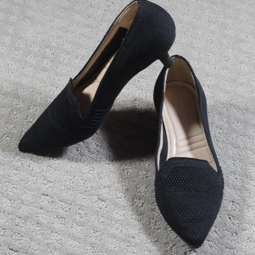 Adrienne Vittadini Black Textured Fabric 1.5" Kitten Heels